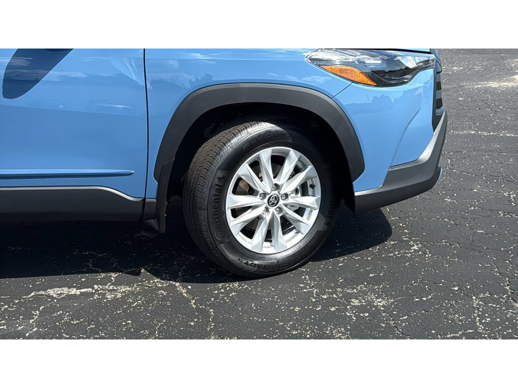 New 2026 Toyota Corolla Cross LE AWD/4WD image 12