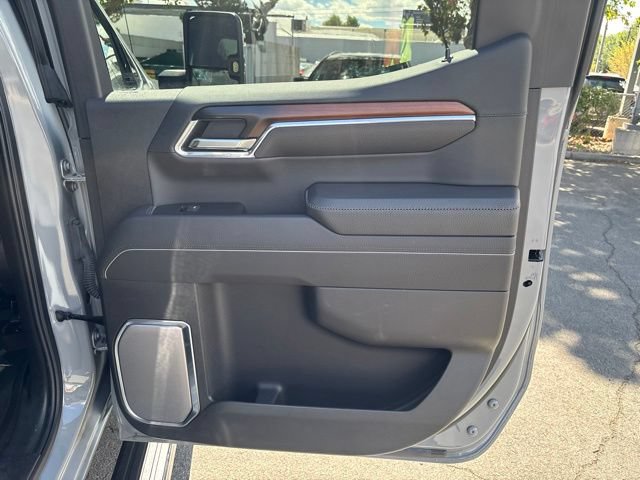 Used 2025 GMC Sierra 1500 Denali w/ Denali Reserve Package AWD/4WD image 37