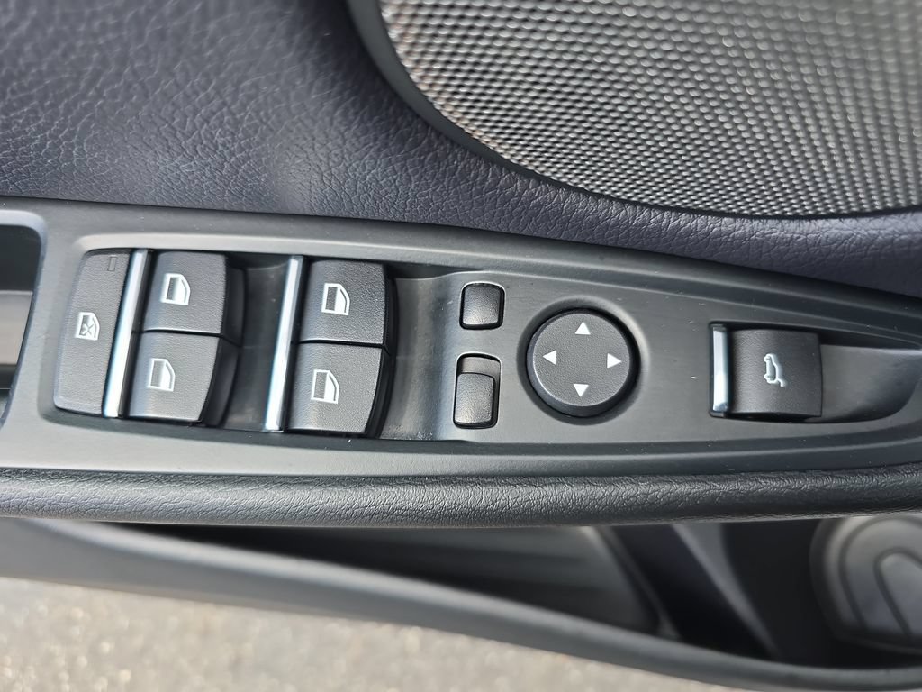 Used 2014 BMW X5 xDrive50i AWD/4WD image 31