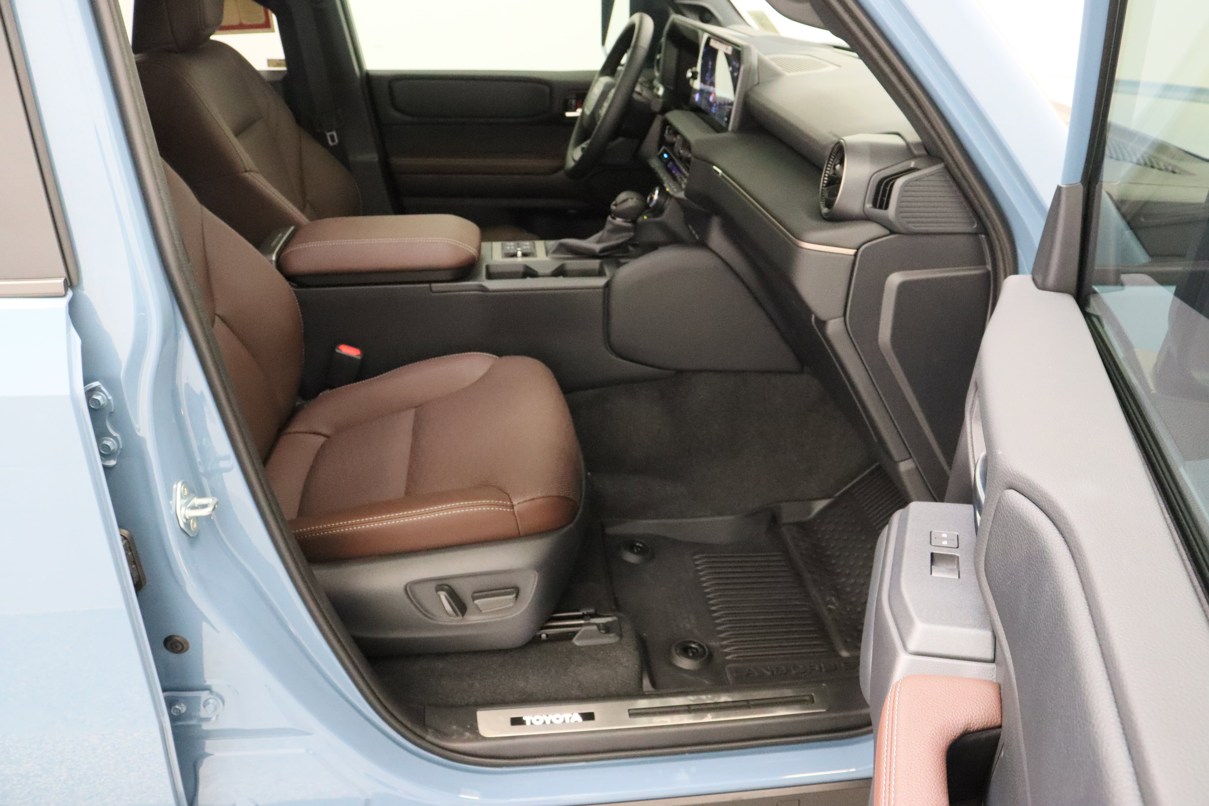 Certified 2026 Toyota Land Cruiser w/ Premium Package image 43