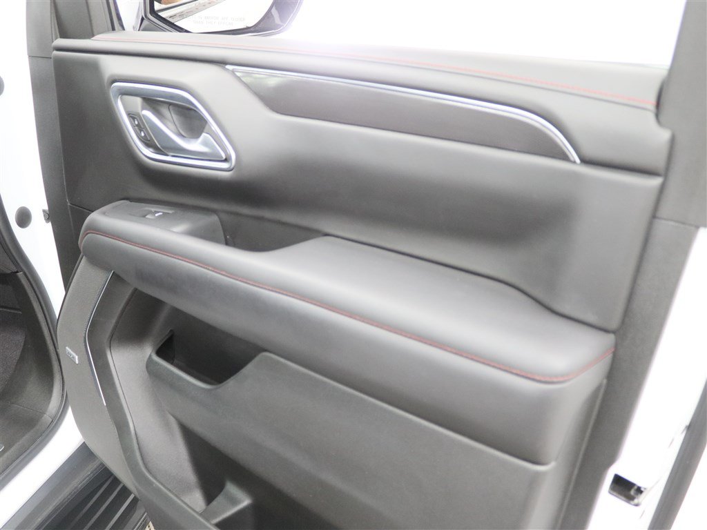 Used 2022 Chevrolet Tahoe RST w/ Sport Performance Package AWD/4WD image 37