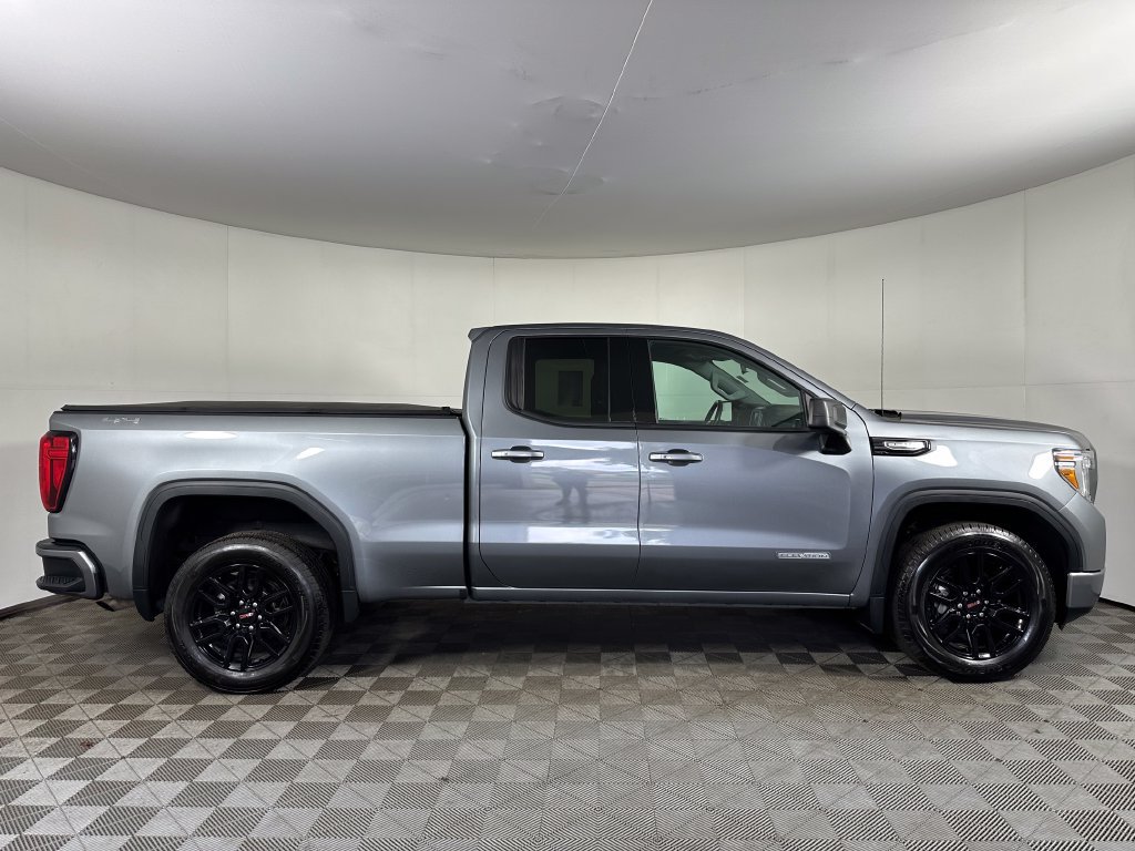 Used 2020 GMC Sierra 1500 Elevation w/ Elevation Value Package AWD/4WD image 6