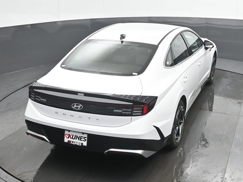 New 2026 Hyundai Sonata SEL FWD image 35