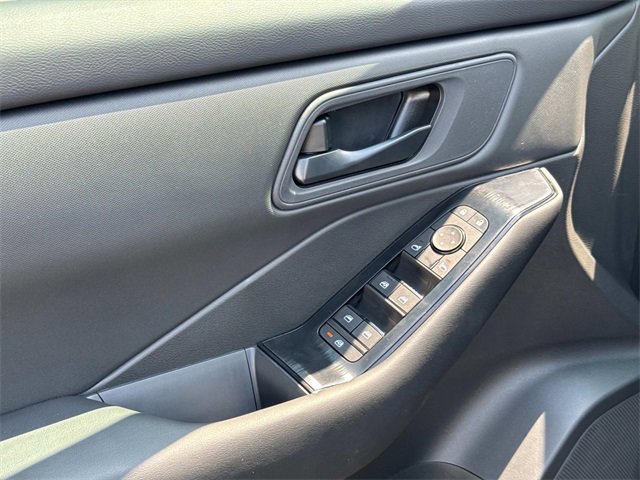 New 2026 Nissan Rogue S image 20