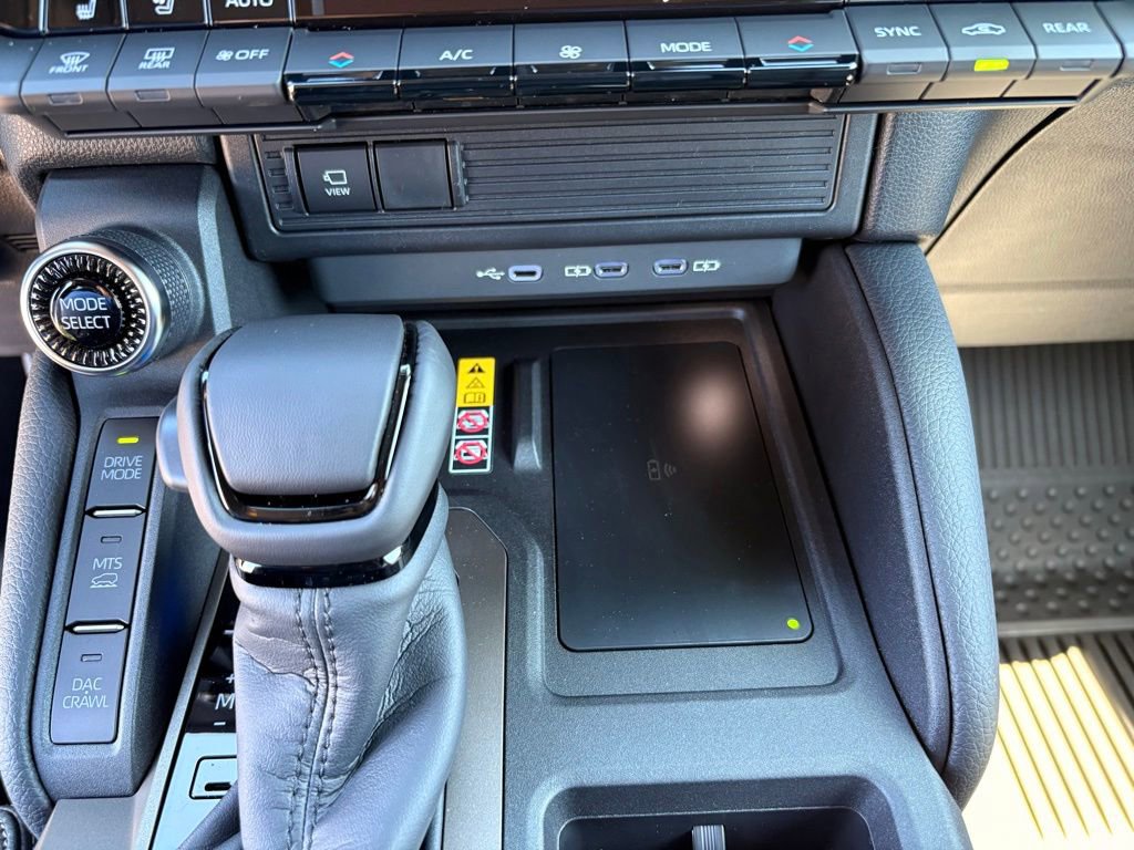 Used 2026 Toyota Land Cruiser w/ Premium Package AWD/4WD image 17