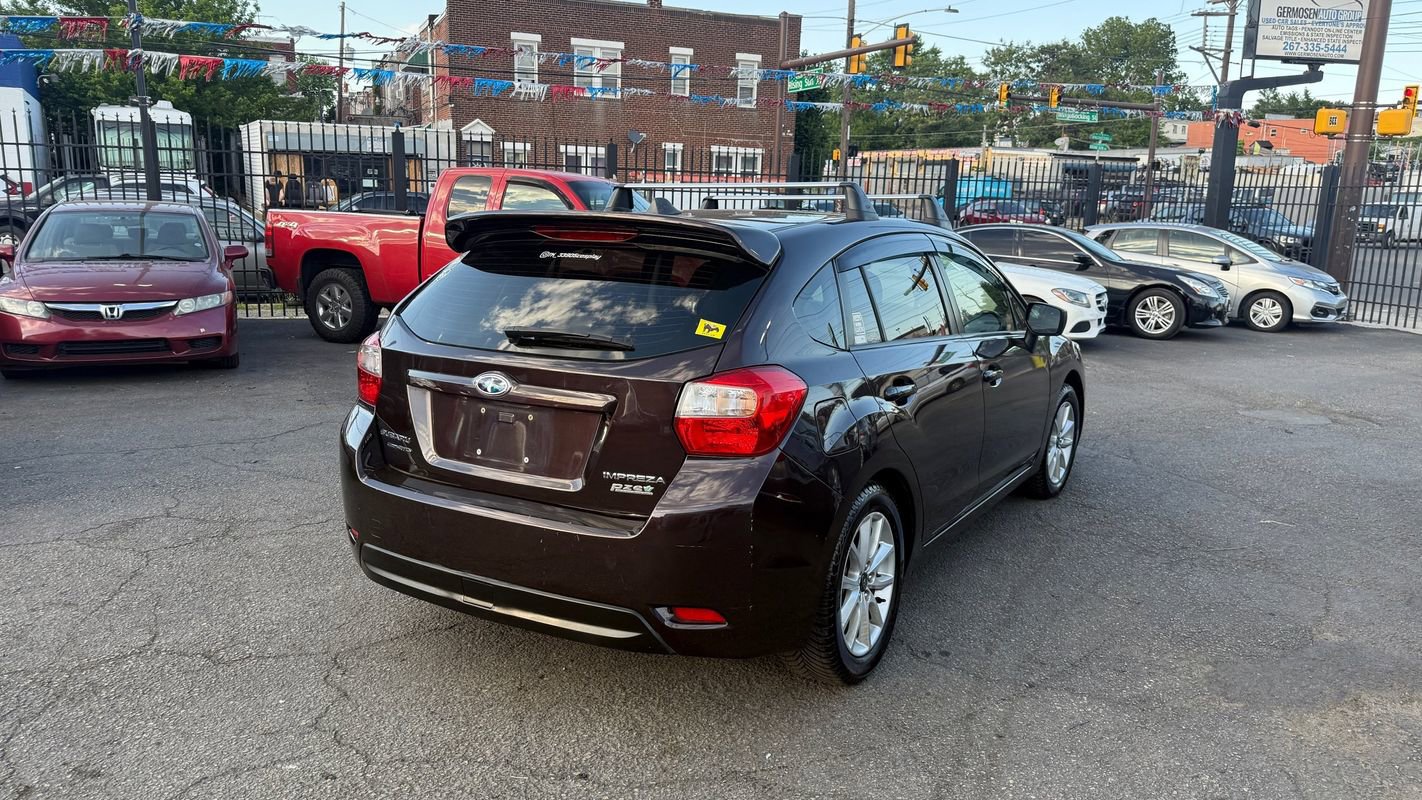 Used 2013 Subaru Impreza 2.0i Premium w/ All-Weather Pkg AWD/4WD image 5