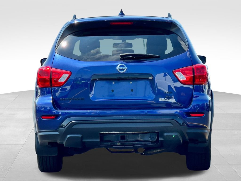 Used 2019 Nissan Pathfinder SL AWD/4WD image 6