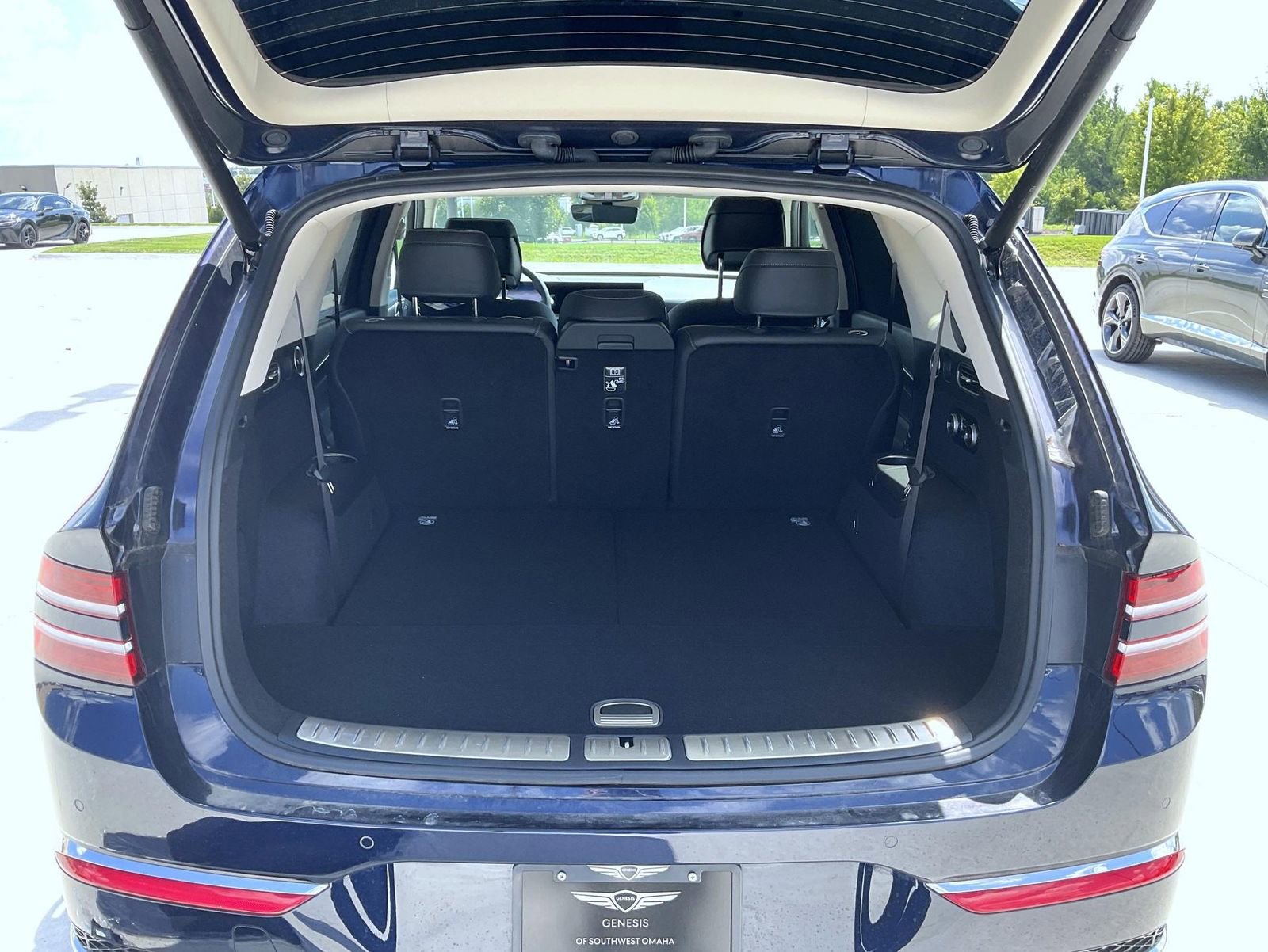 New 2025 Genesis GV80 3.5T Advanced image 9