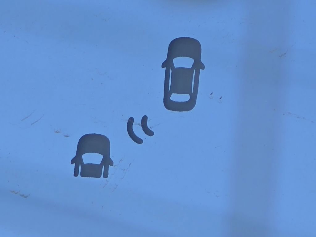 Used 2023 Kia Forte LXS w/ LXS Technology Package image 6