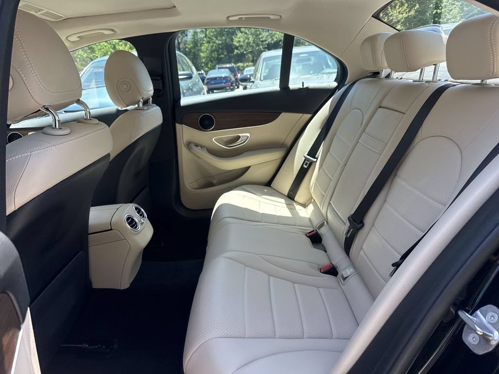 Used 2019 Mercedes-Benz C 300 4MATIC Sedan image 25