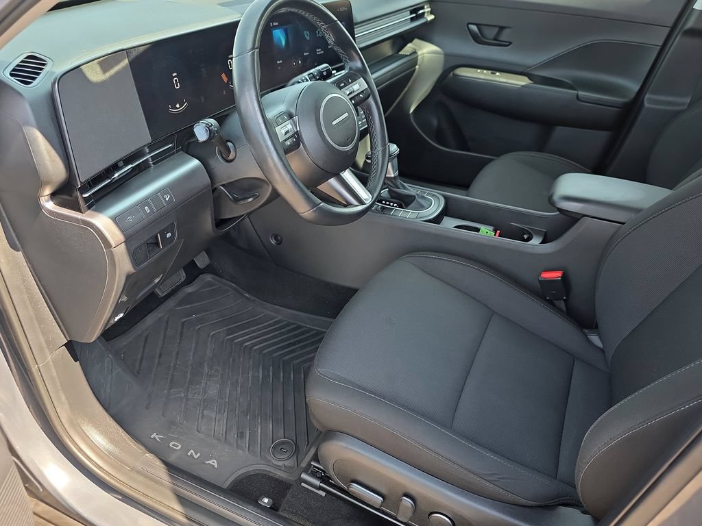 Certified 2024 Hyundai Kona SEL FWD image 10