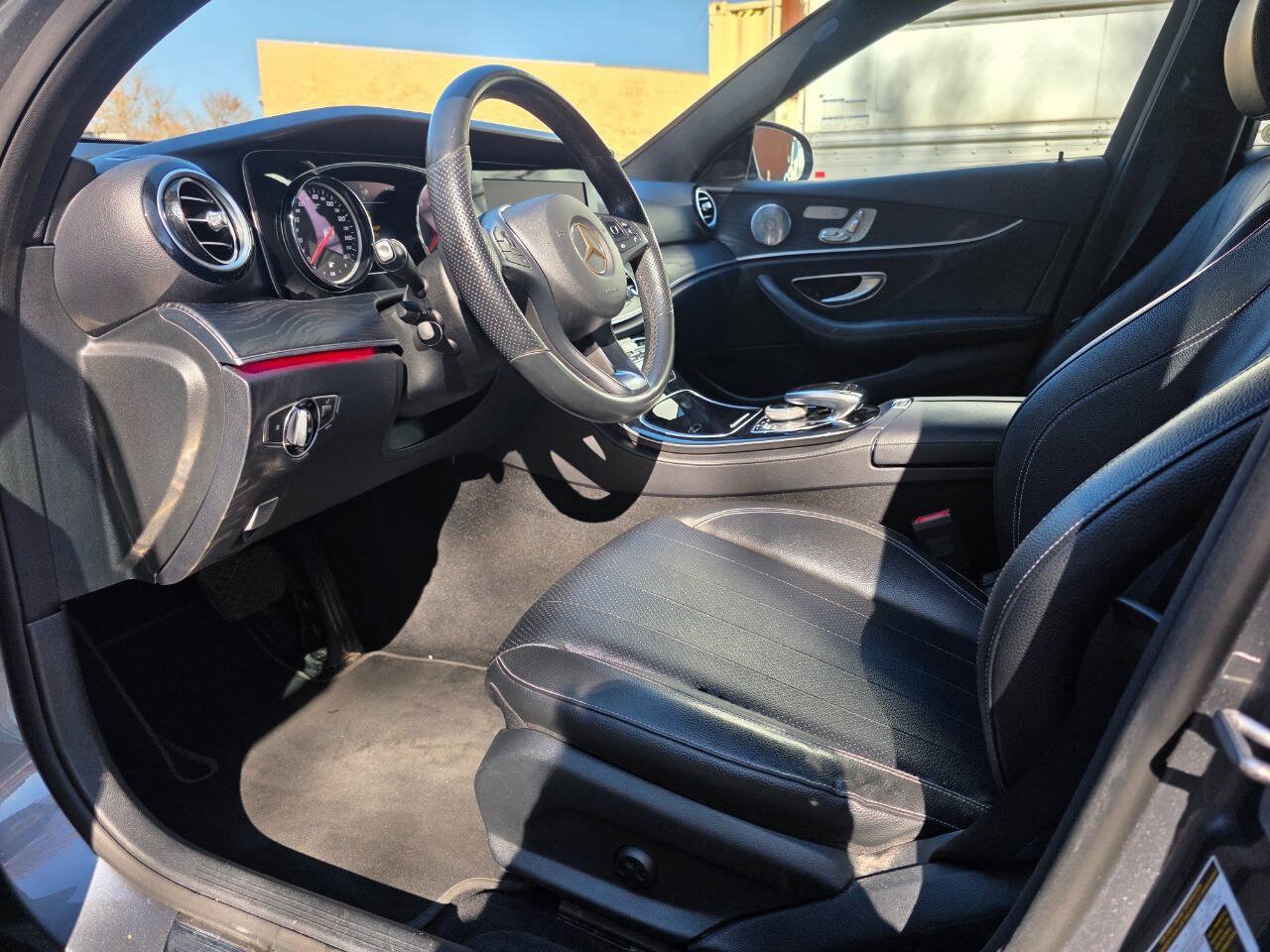 Used 2017 Mercedes-Benz E 300 image 14