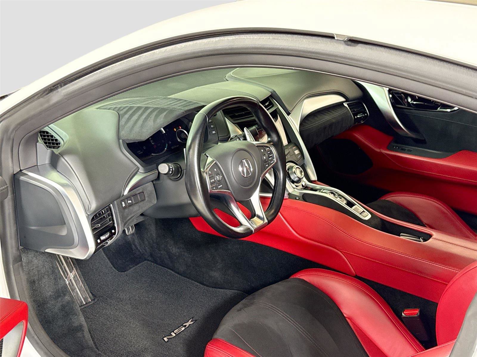 Used 2020 Acura NSX AWD/4WD image 15