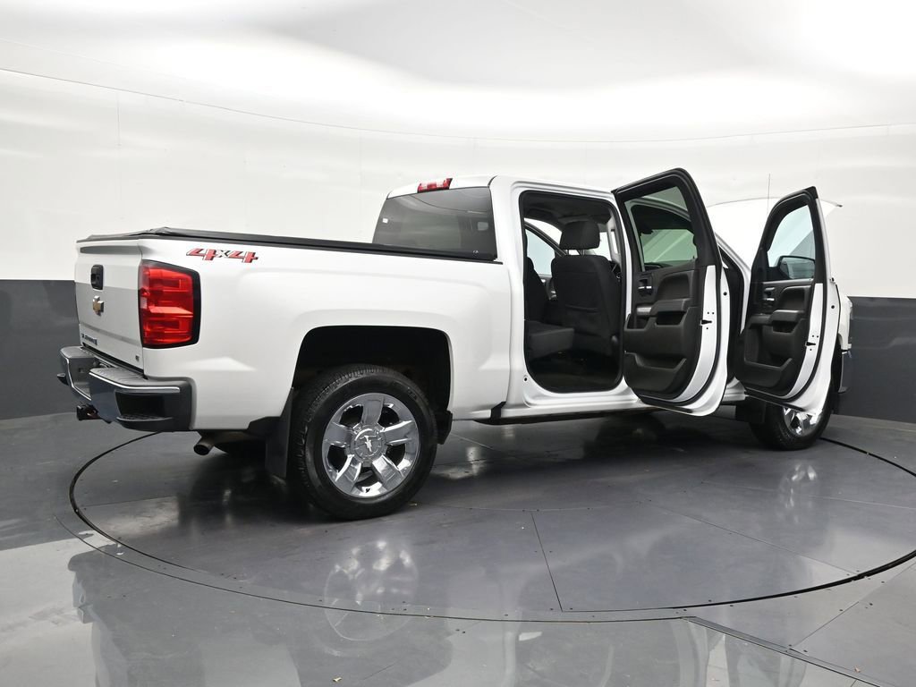 Used 2018 Chevrolet Silverado 1500 LT w/ LT Eassist Package AWD/4WD image 33