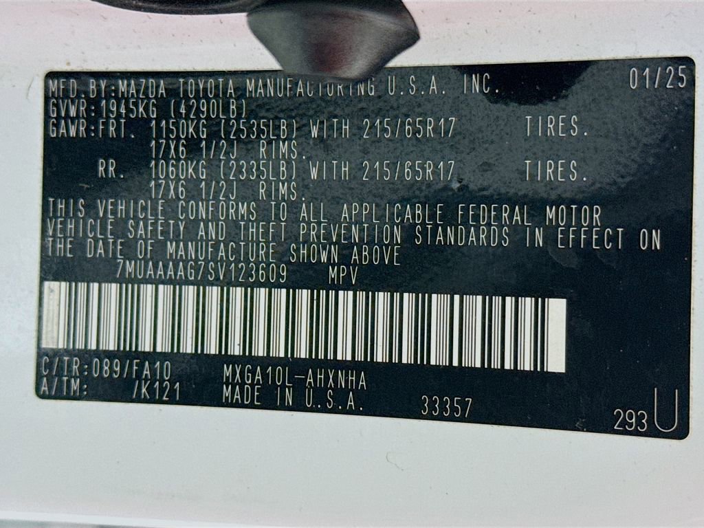 Certified 2025 Toyota Corolla Cross L image 21