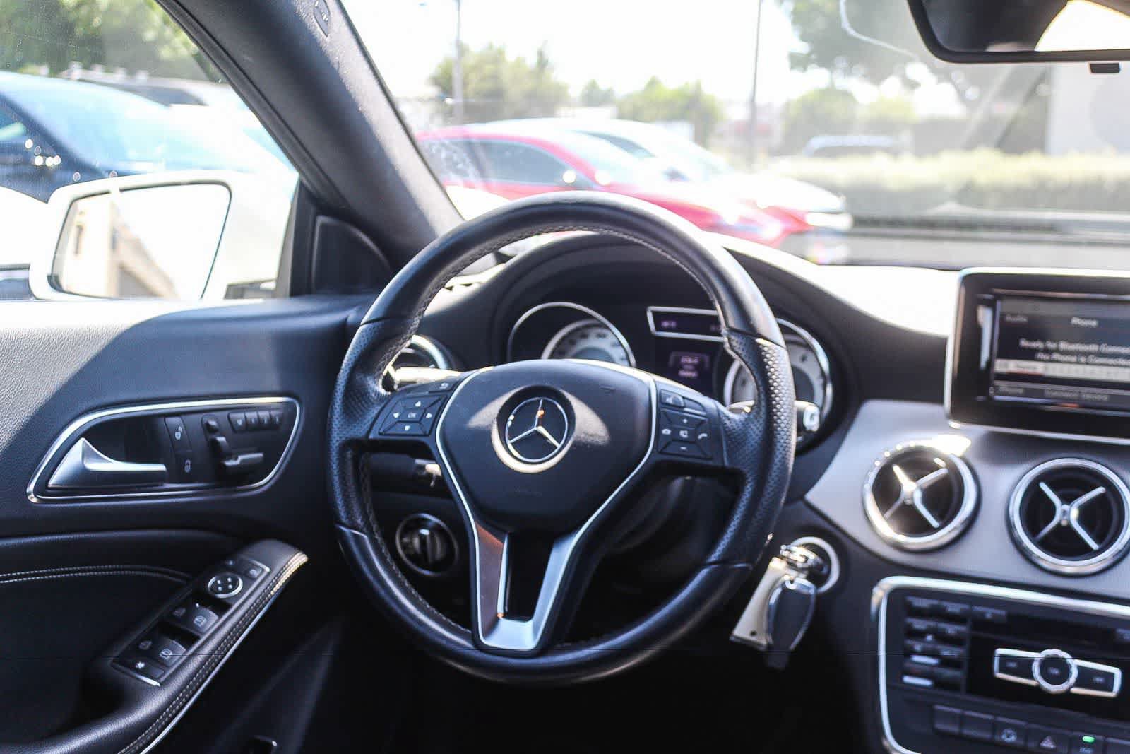 Used 2014 Mercedes-Benz CLA 250 image 19