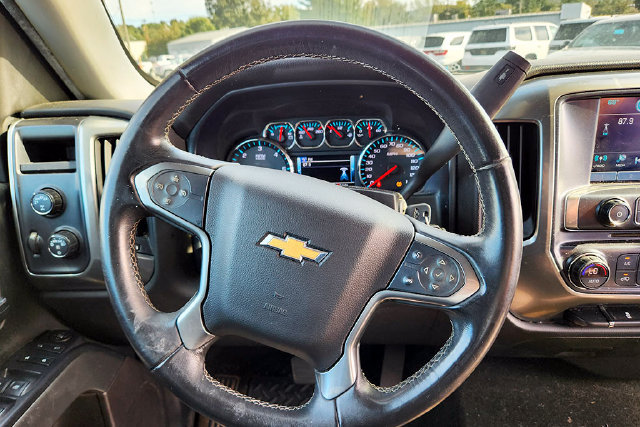 Used 2018 Chevrolet Silverado 1500 LT w/ All Star Edition AWD/4WD image 10