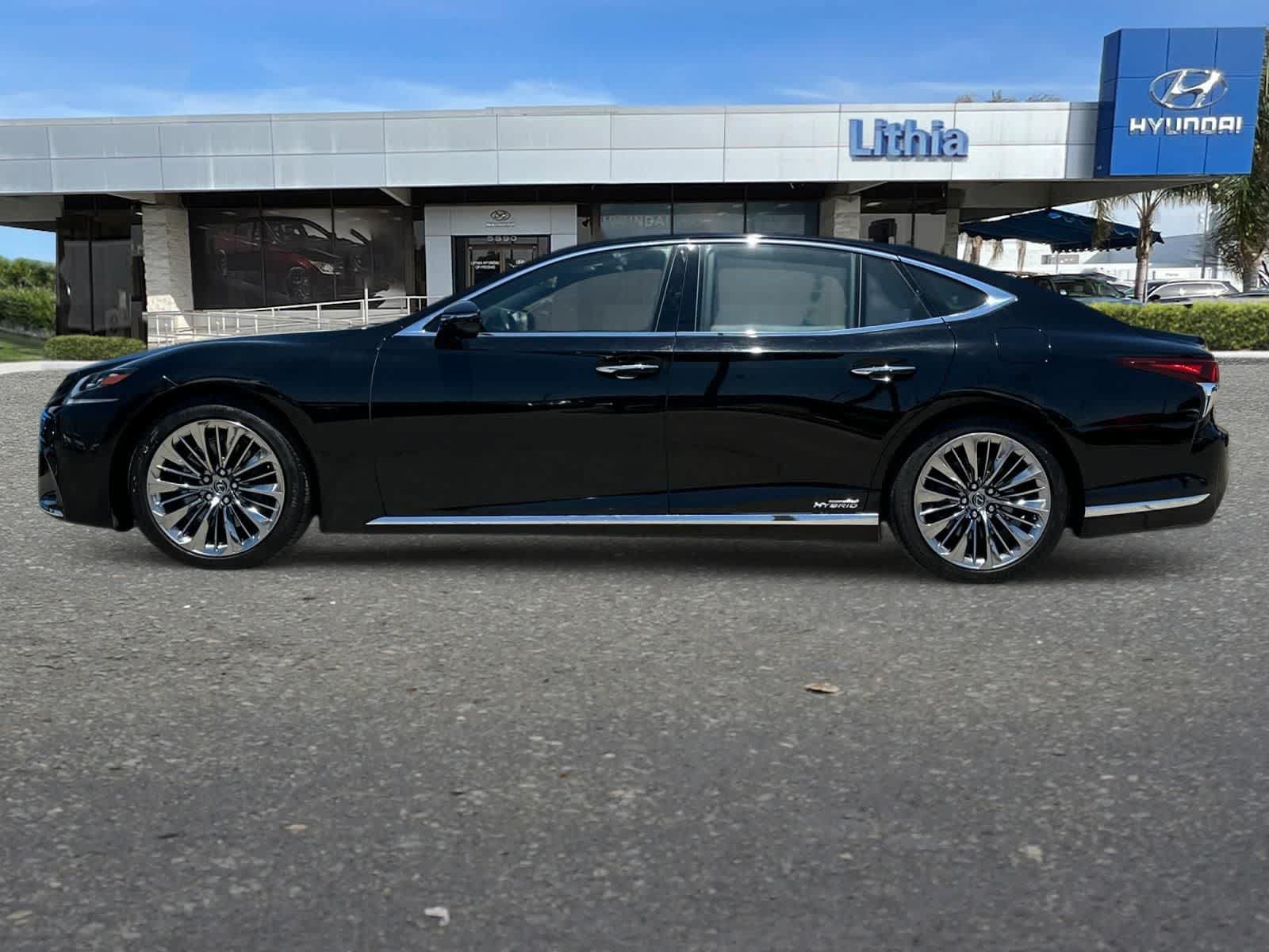 Used 2020 Lexus LS 500h w/ Luxury Package RWD image 6