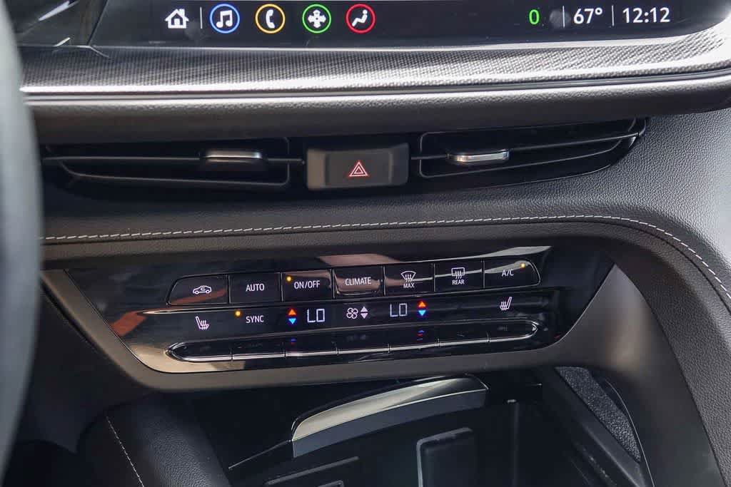 Used 2023 Buick Envision Essence AWD/4WD image 22