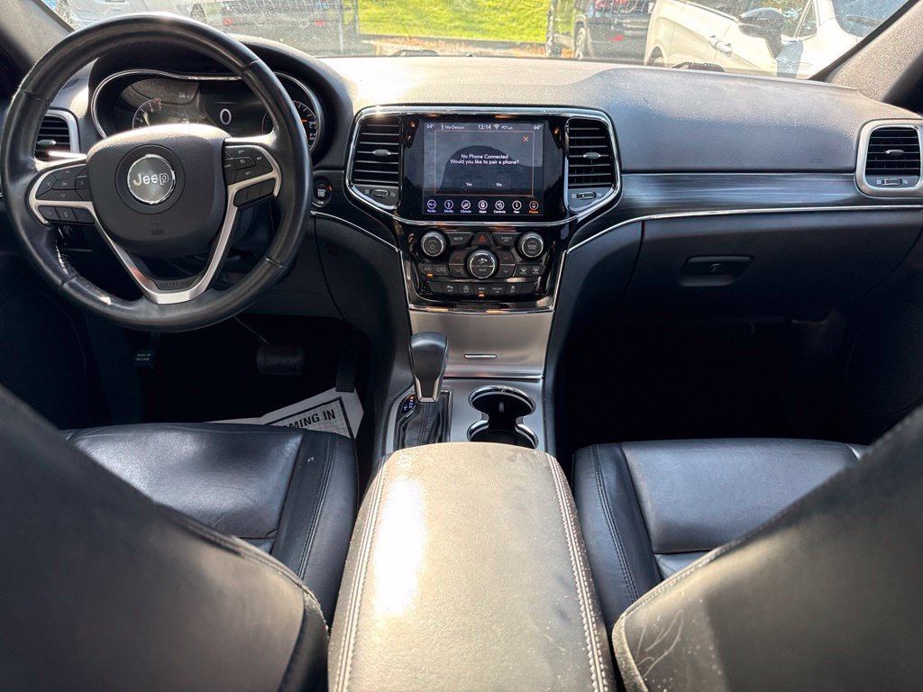 Used 2019 Jeep Grand Cherokee Limited AWD/4WD image 17