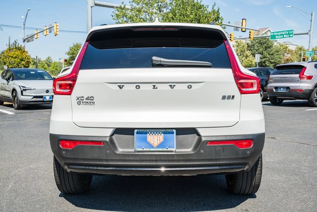 Used 2024 Volvo XC40 B5 Plus w/ Climate Package AWD/4WD image 6