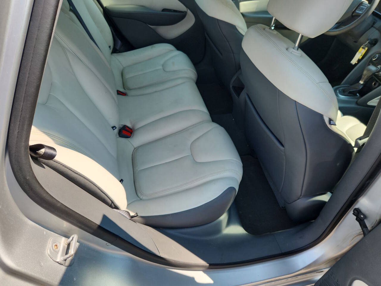 Used 2013 Dodge Dart Limited w/ Premium Group FWD image 18