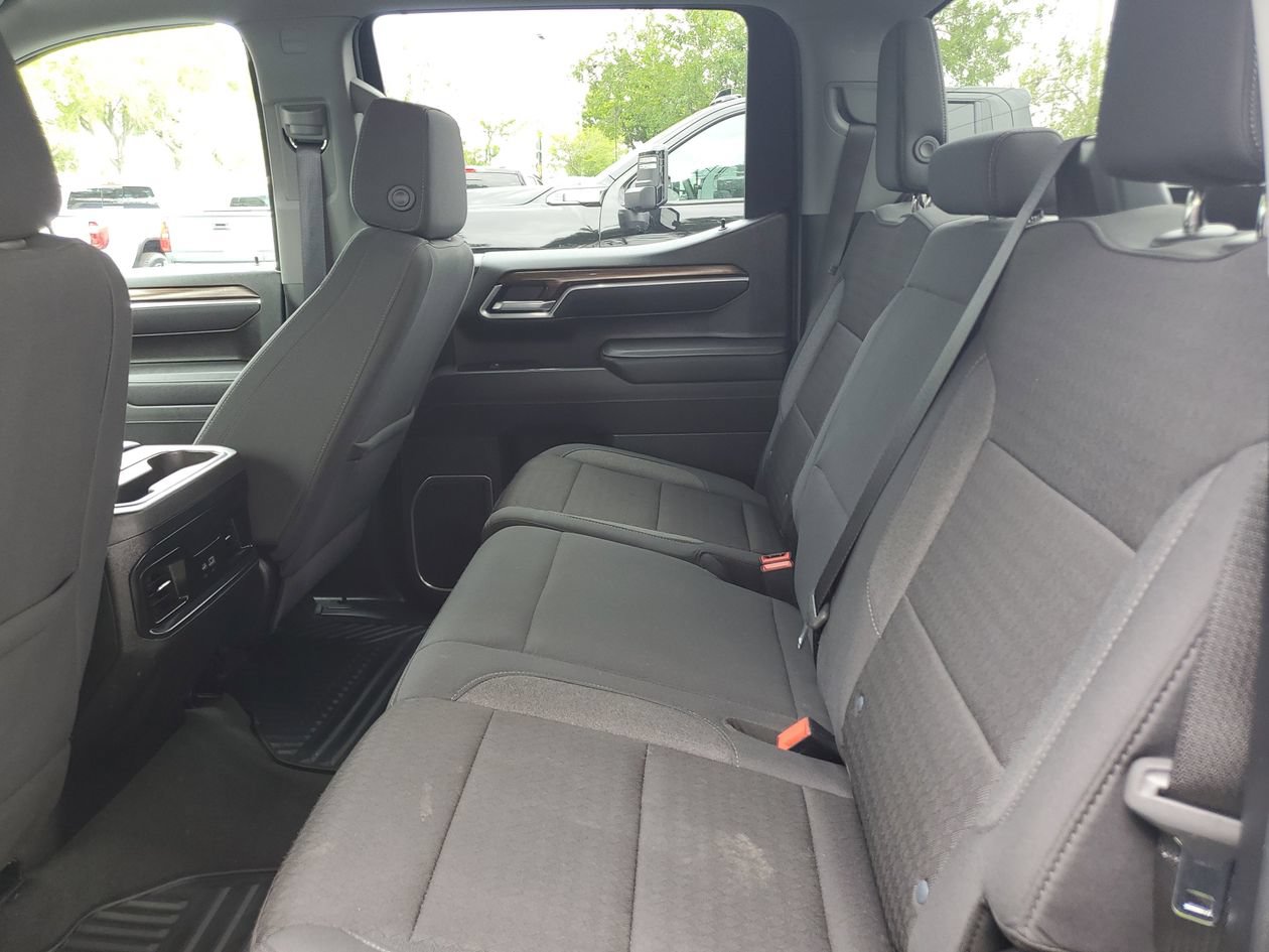 Used 2025 Chevrolet Silverado 1500 RST AWD/4WD image 12