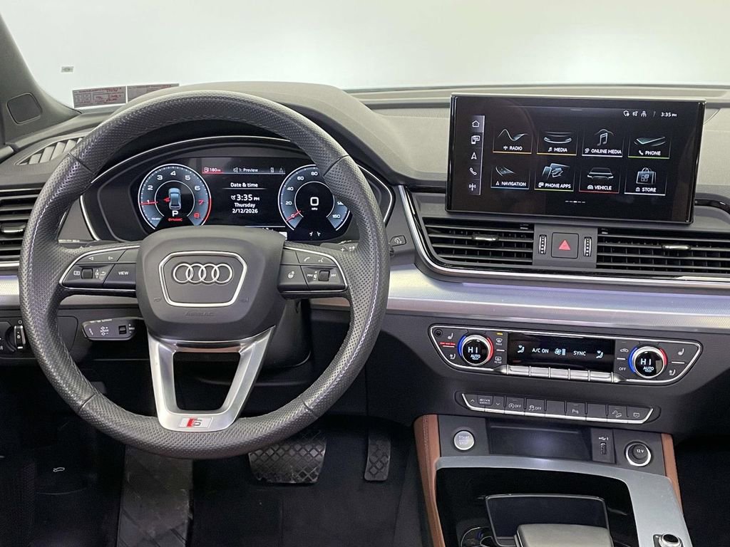 Certified 2025 Audi Q5 2.0T Premium Plus image 27