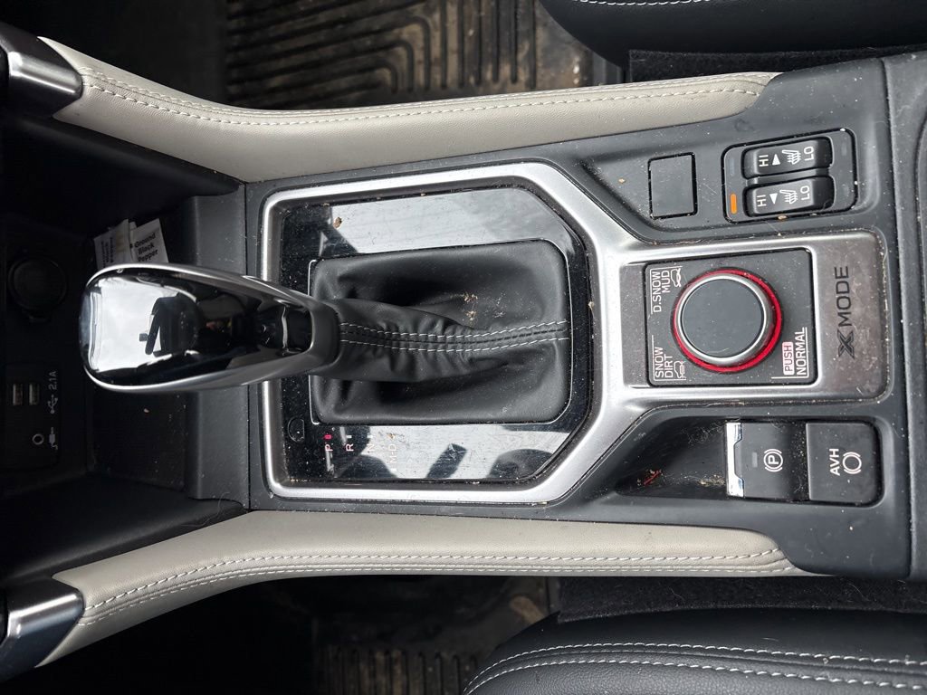 Used 2023 Subaru Forester Limited image 17