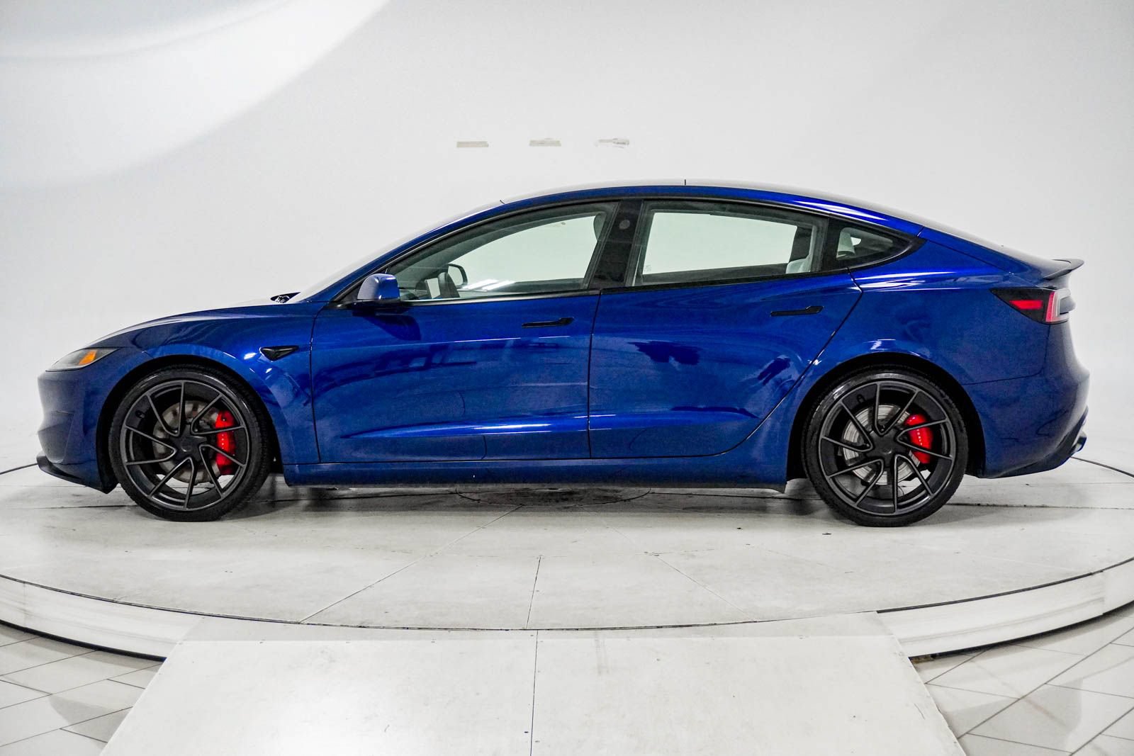 Used 2025 Tesla Model 3 Performance AWD/4WD image 4