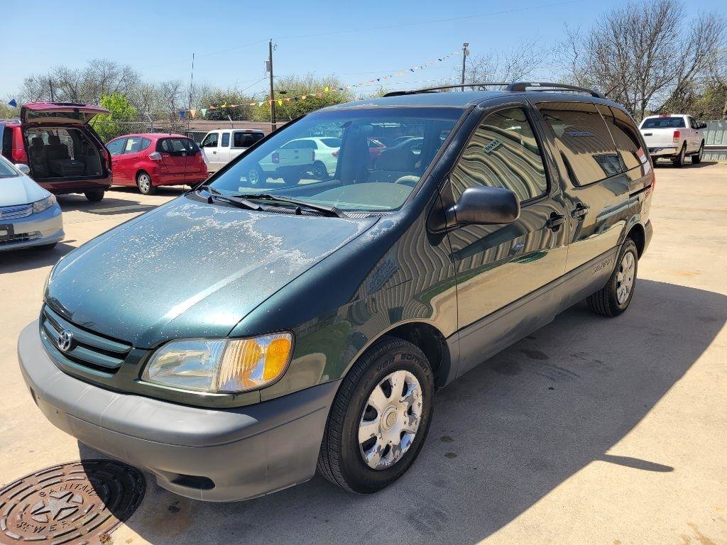 Used 2003 Toyota Sienna CE image 7