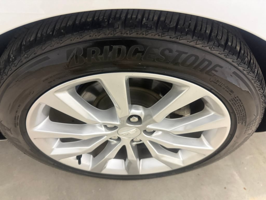 Used 2016 Cadillac XTS Luxury w/ Driver Awareness Package AWD/4WD image 11