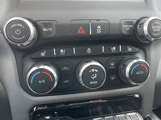 Used 2022 RAM 3500 Laramie w/ Night Edition image 23