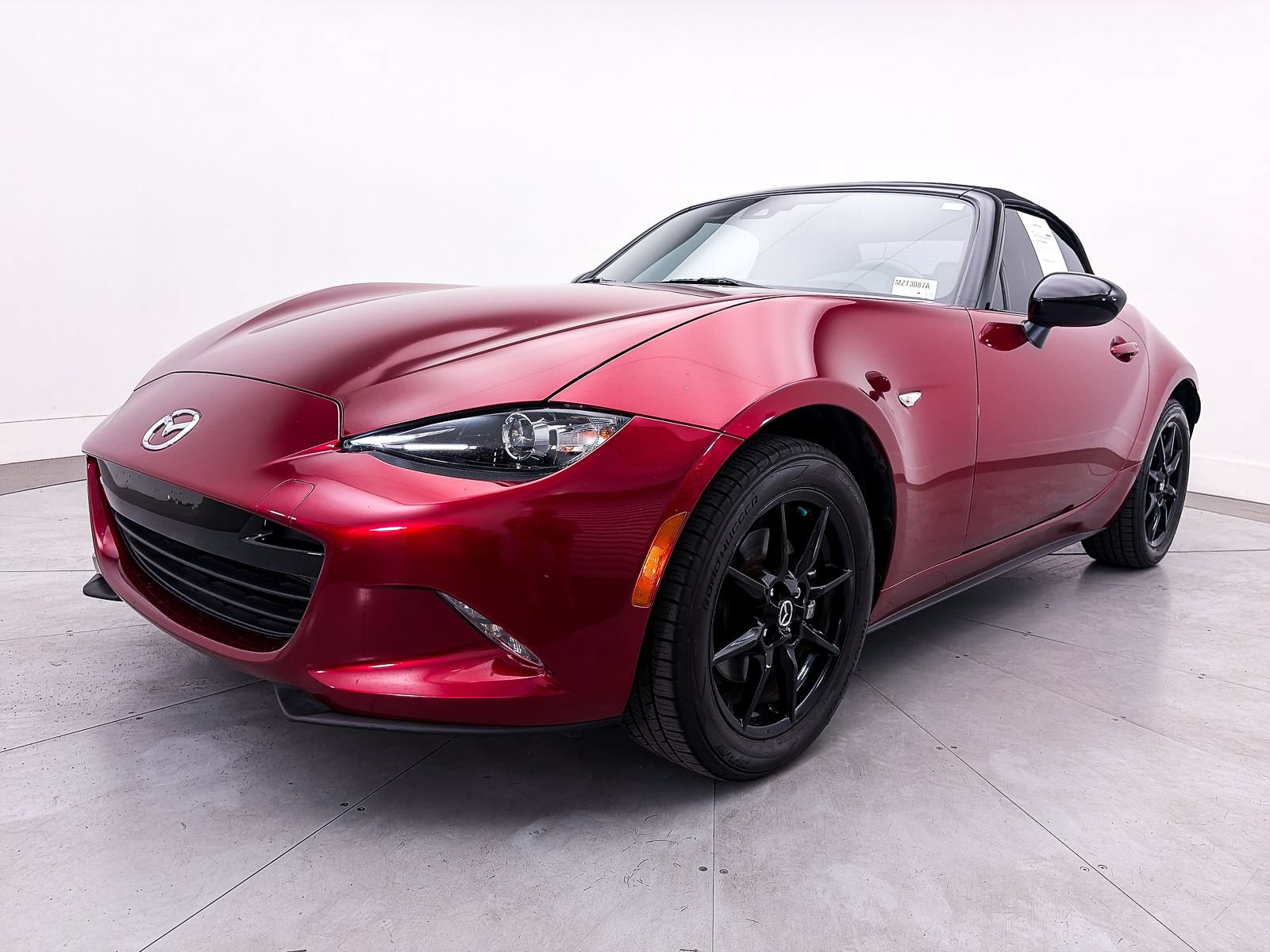 Used 2021 MAZDA MX-5 Miata Sport RWD image 12