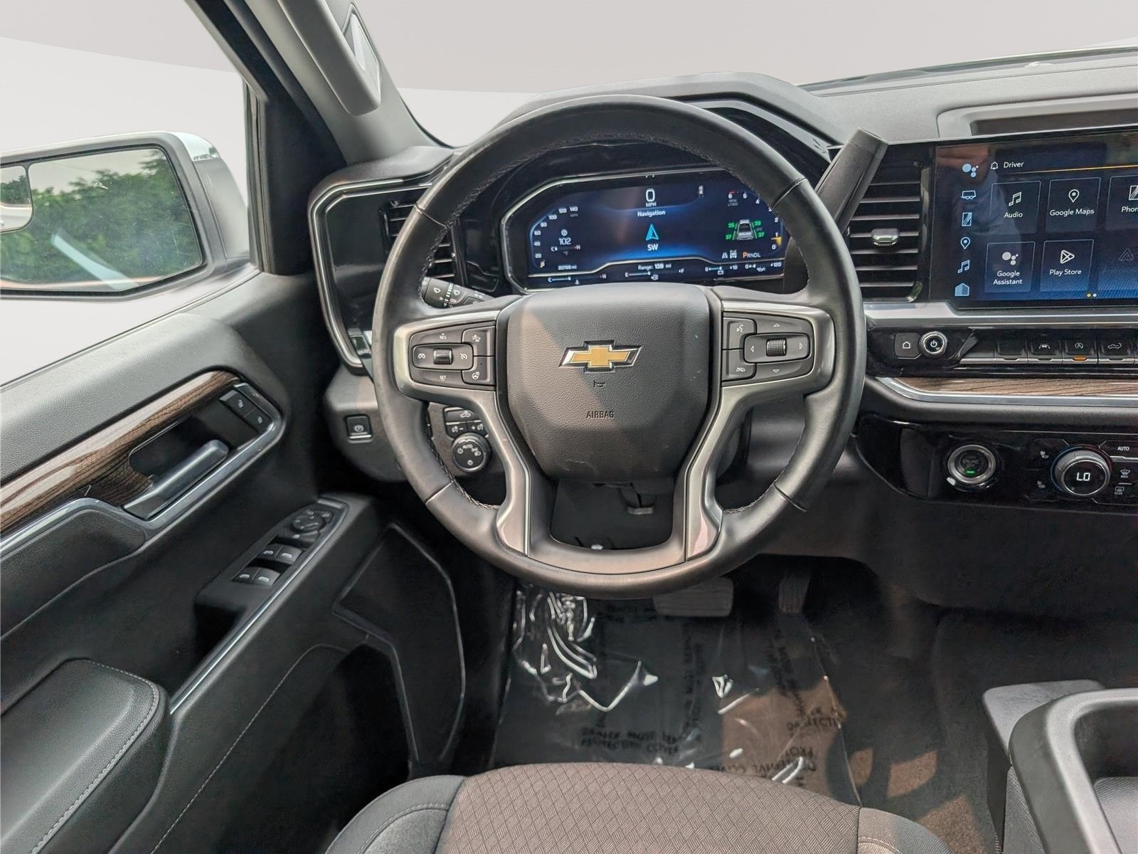 Used 2023 Chevrolet Silverado 1500 LT AWD/4WD image 16