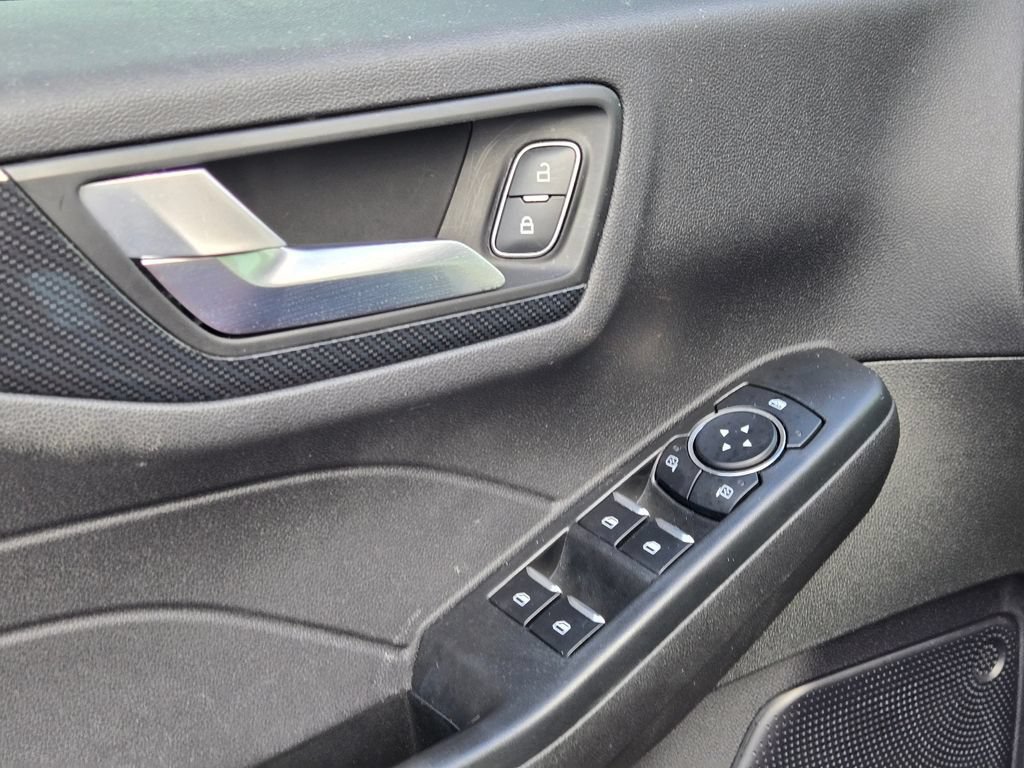 Used 2024 Ford Escape ST-Line w/ Tech Pack #1 FWD image 21