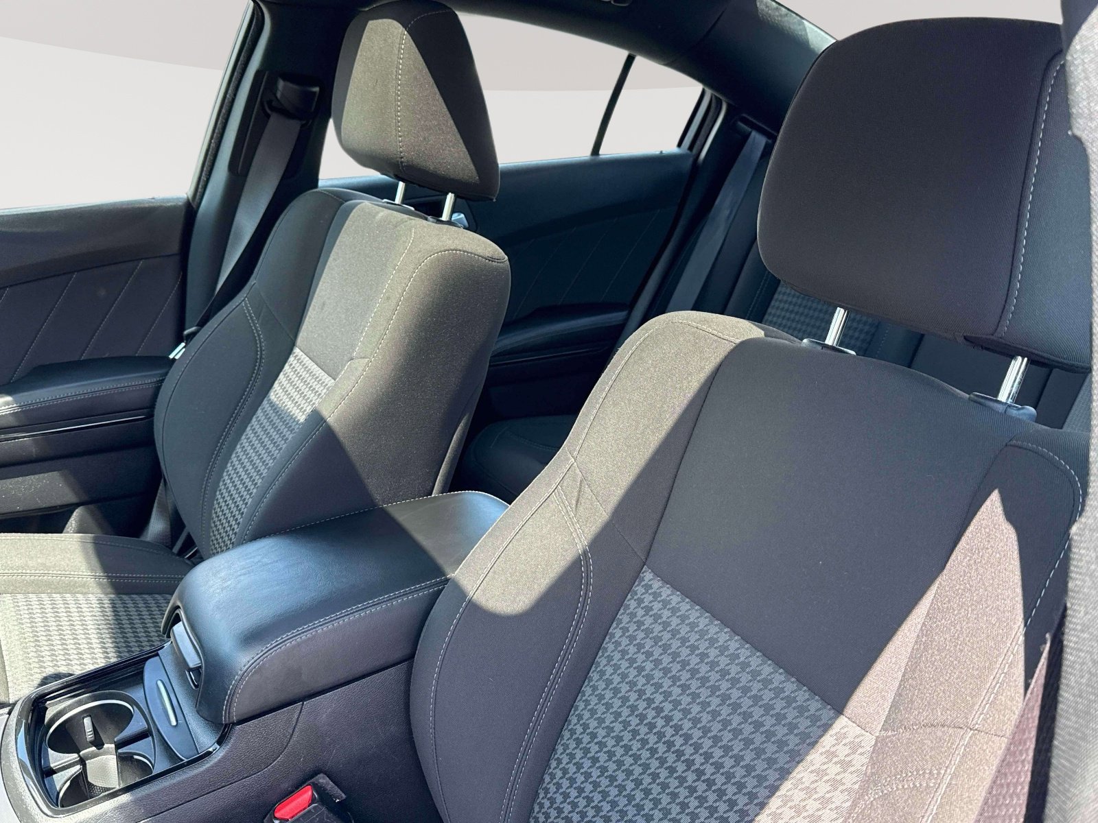 Used 2021 Dodge Charger SXT w/ Blacktop Package image 23