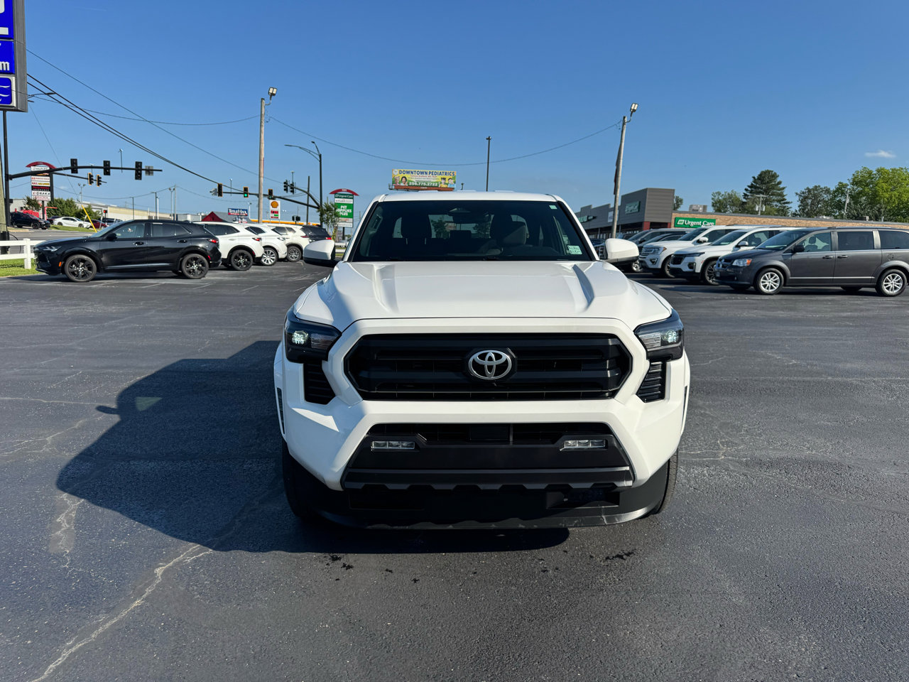 Used 2024 Toyota Tacoma SR5 image 3
