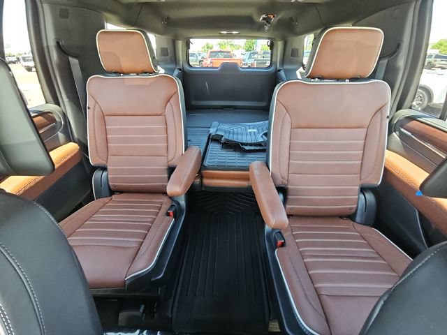 Used 2023 GMC Yukon XL Denali Ultimate AWD/4WD image 26