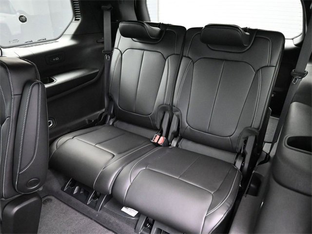 New 2025 Jeep Grand Cherokee L Limited w/ Black Appearance Package image 19