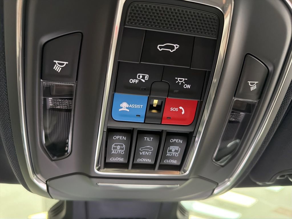 New 2026 Jeep Cherokee Overland w/ Trailer Tow Group image 18