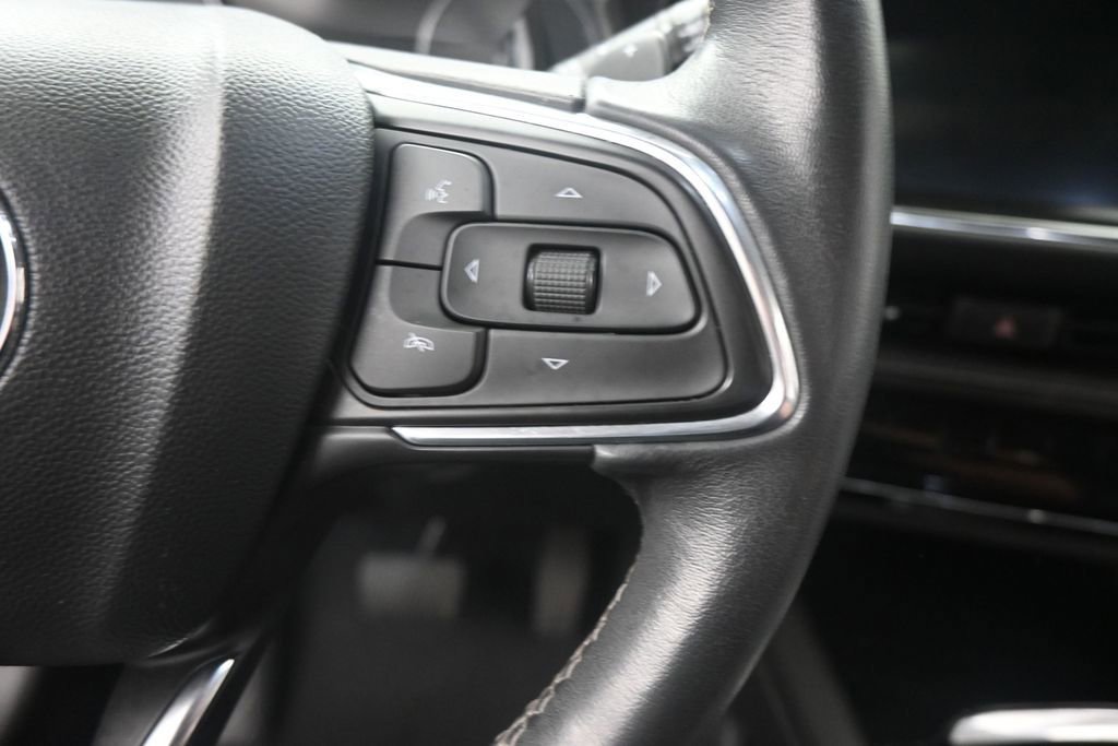 Used 2021 Buick Envision Essence w/ Sport Touring Package AWD/4WD image 12