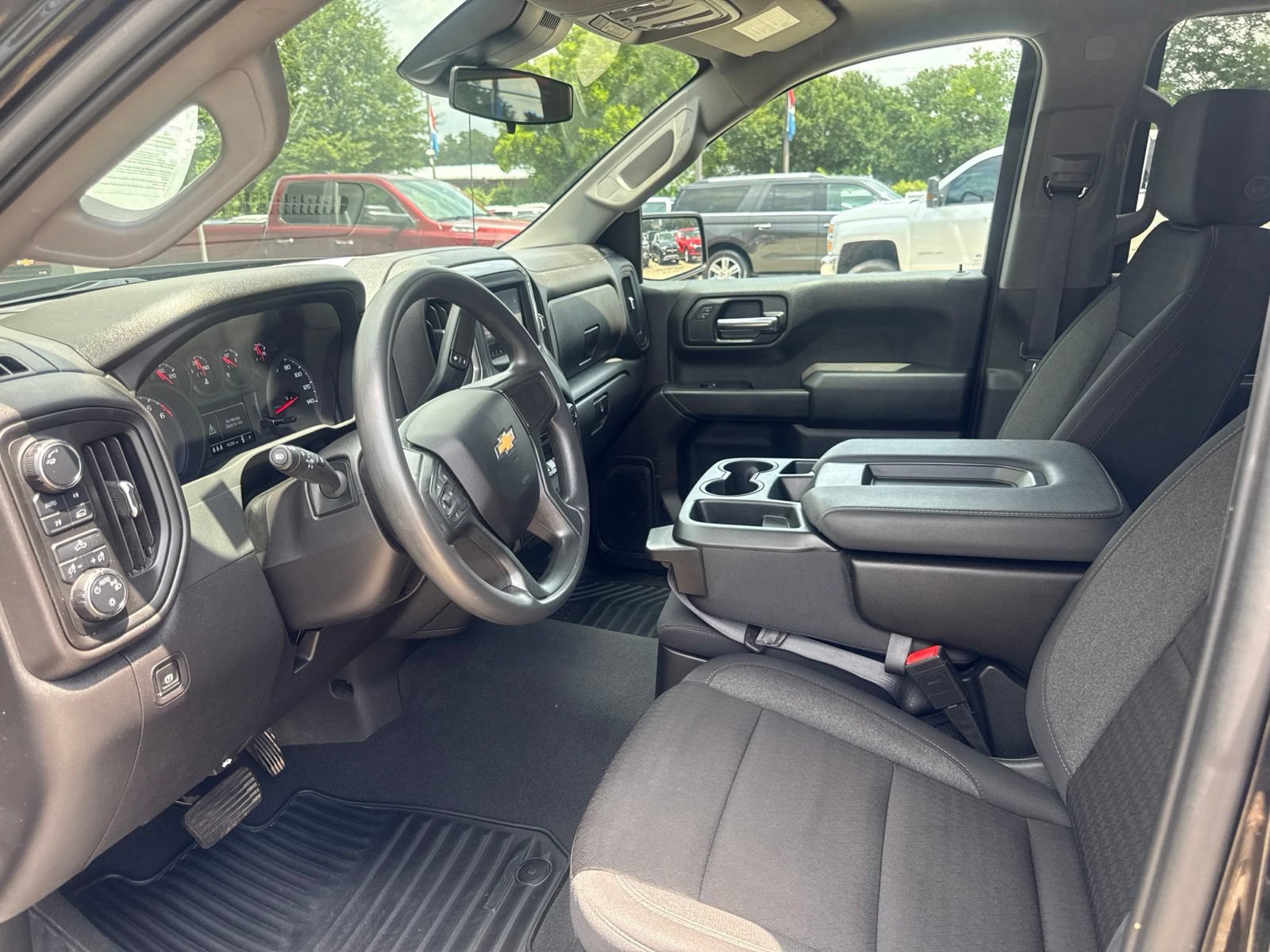 Certified 2024 Chevrolet Silverado 1500 Custom w/ LPO, Dark Essentials Package AWD/4WD image 8