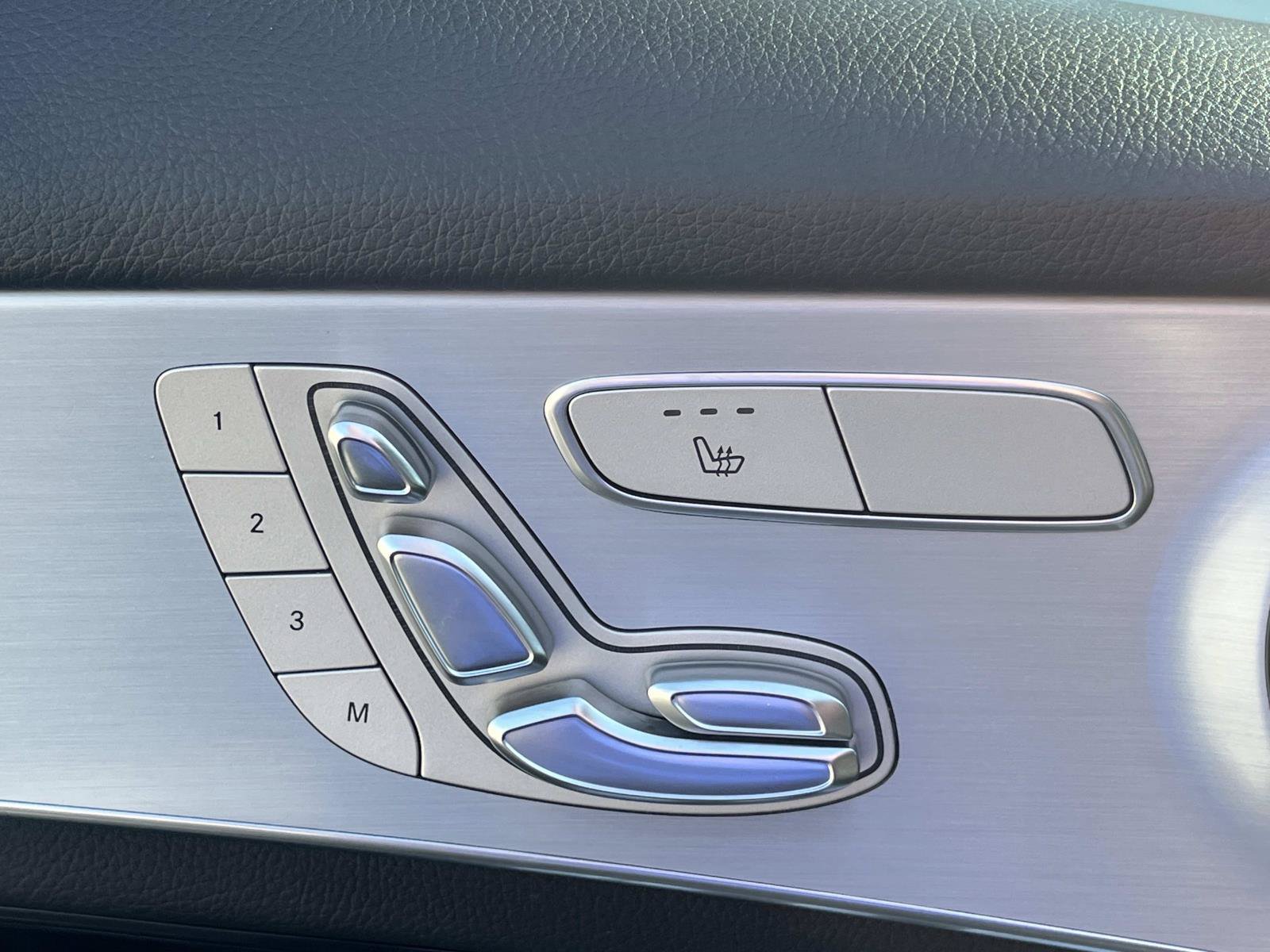 Certified 2022 Mercedes-Benz GLC 300 4MATIC image 30