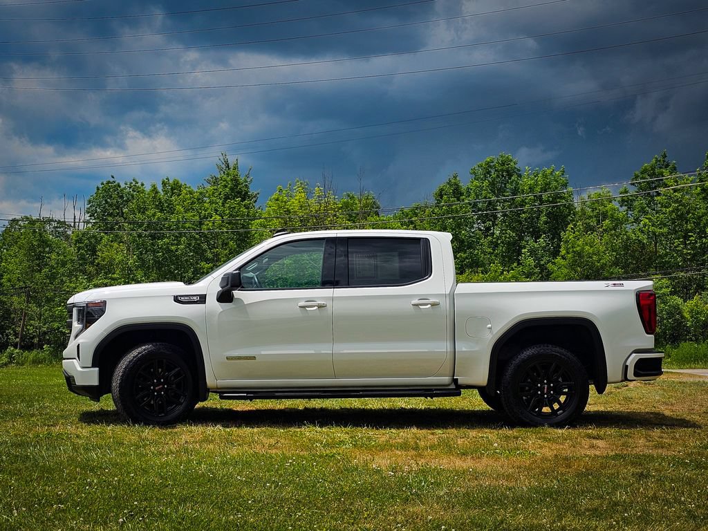 Used 2025 GMC Sierra 1500 Elevation w/ Preferred Package AWD/4WD image 7