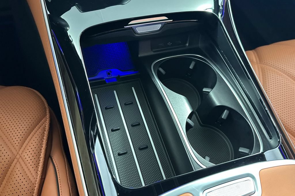 Certified 2022 Mercedes-Benz Maybach S 580 4MATIC image 36