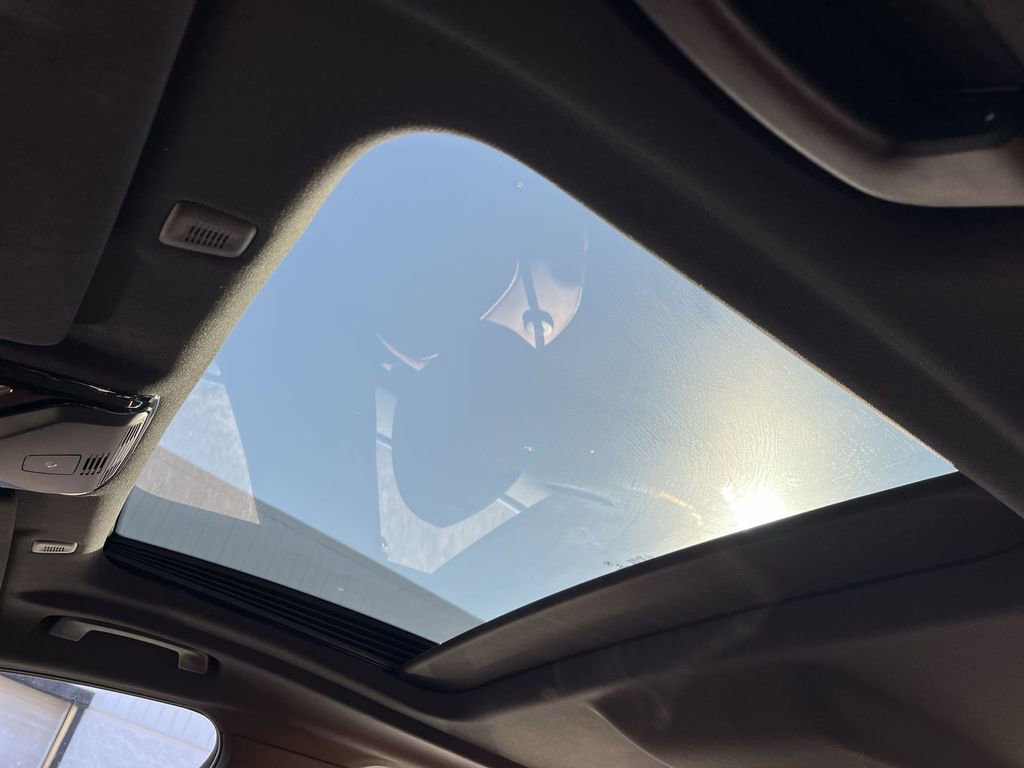 Certified 2023 BMW 540i xDrive w/ Premium Package image 21