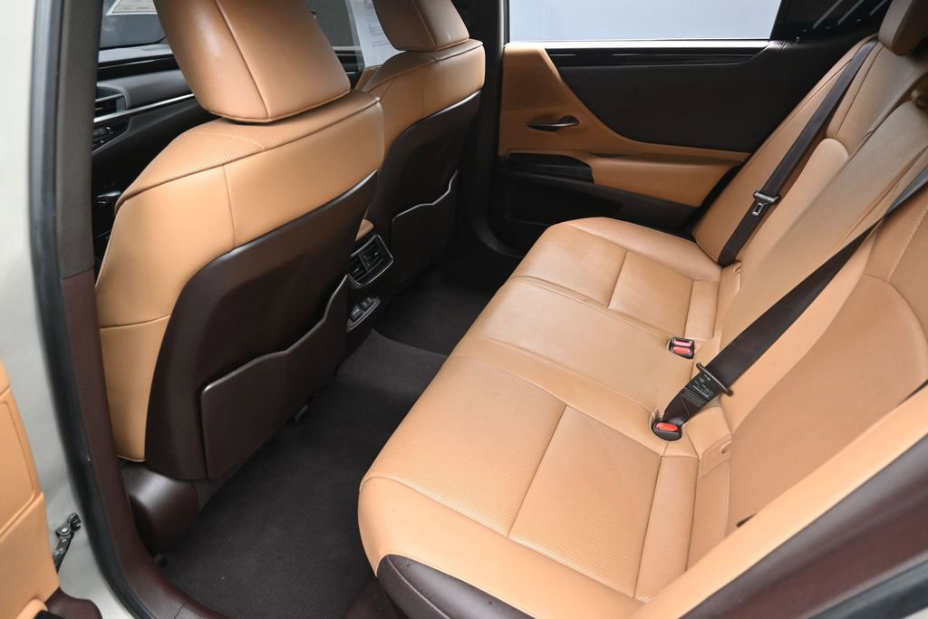 Used 2019 Lexus ES 300h w/ Premium Package FWD image 23