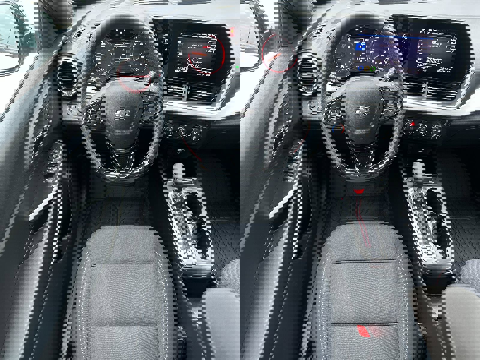 Certified 2024 Chevrolet Trax RS w/ Driver Confidence Package image 17