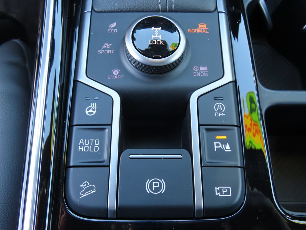 Certified 2024 Kia Sorento SX Prestige AWD/4WD image 13